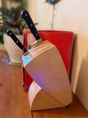 Fissler Solid Beechwood Knife Block - Never Used.  Knives are not included.